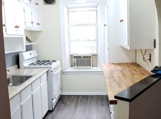 3032 37th St #2F, Astoria, NY 11103