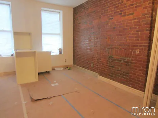 Rented by Miron Properties | media 15