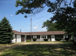 672 Rockyford Rd, Amboy, IL 61310