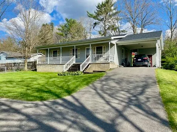 1312 Main St E, White Sulphur Springs, WV 24986