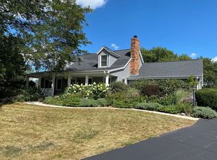 624 Oxford Ct, Wales, WI 53183