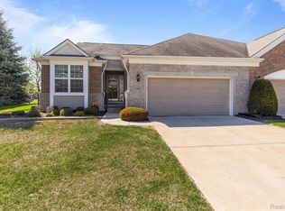 23260 Streamview St #79, Macomb, MI 48042