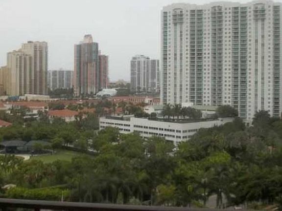2nd image of 18181 NE 31st Ct APT 1507
