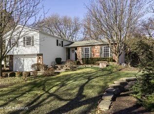 341 Carriage Hill Rd, Naperville, IL 60565