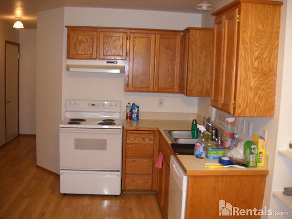 3rd image of 4218 W Francis Ave