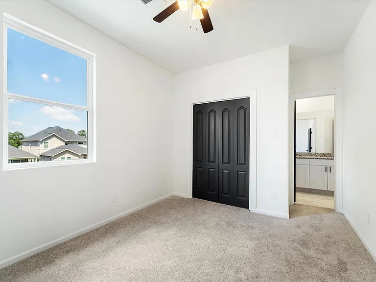 4309 Larkspur St — Photo 12
