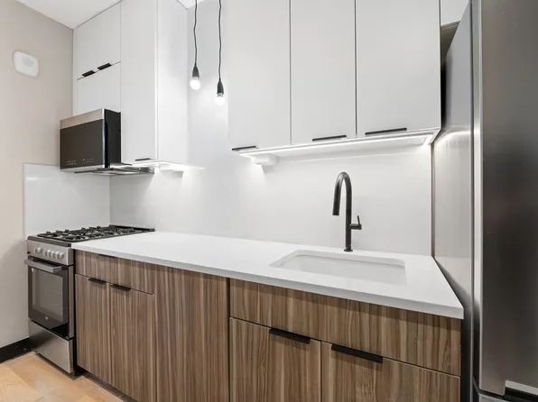 208 15th Street image 29 of 46