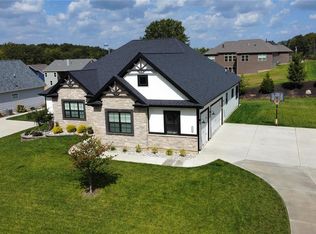 513 Hawthorne Ridge Ct, Foristell, MO 63348