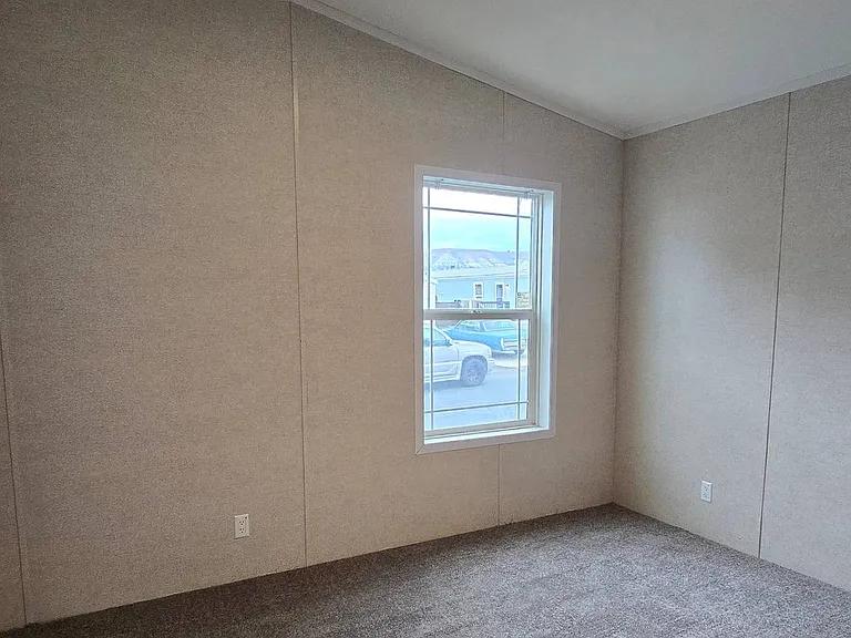 222 Gateway Blvd #42 — Photo 12