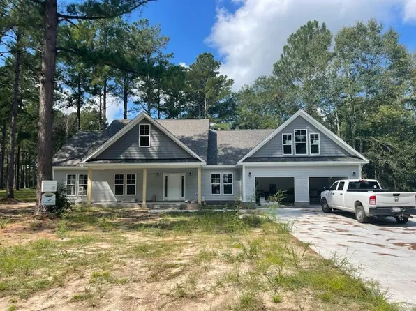 401 Pinelake Ct, Manning, SC 29102