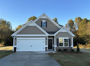 220 Clyde Dog Ct, Lillington, NC 27546