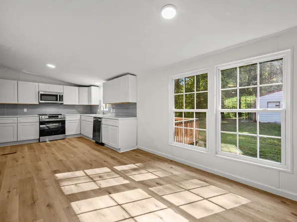 3122 Willow Creek Dr, Wake Forest, NC 27587