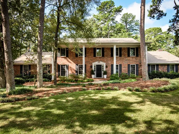 3 Oakmont Ct, Little Rock, AR 72212