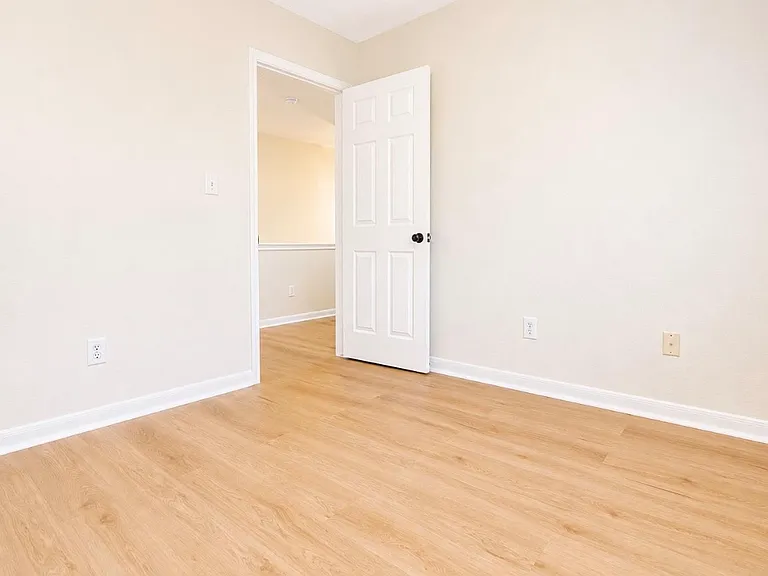 4205 Bent Wood Ct — Photo 32