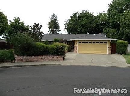 1st image of 530 Bass Dr