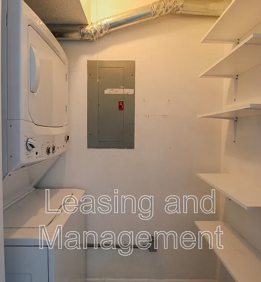 1423 Ashley River Rd #1D — Photo 8
