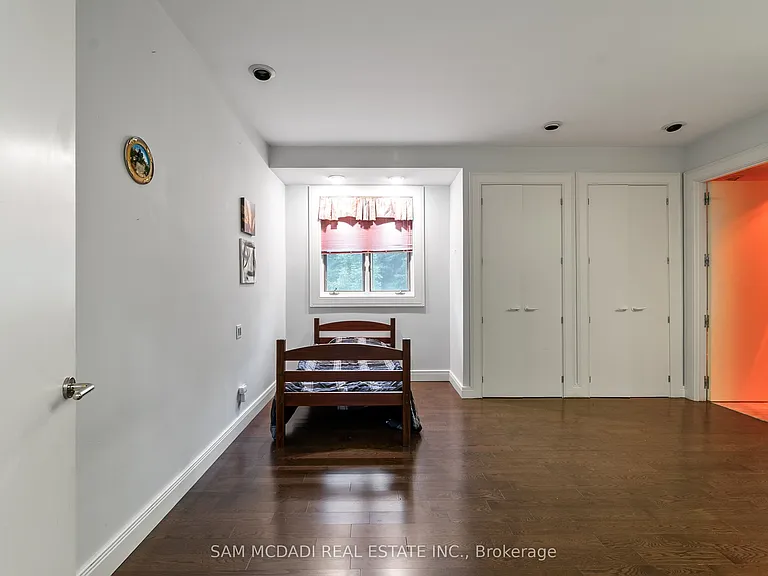 9 Flaherty Ln — Photo 35