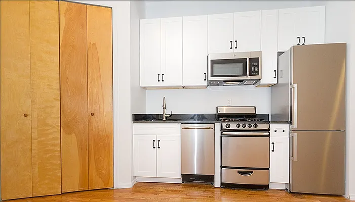 Rented by Copperwood Real Estate | media 10