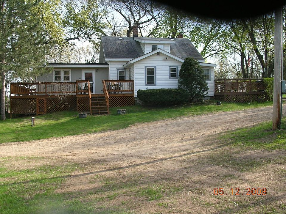 Winding driveway