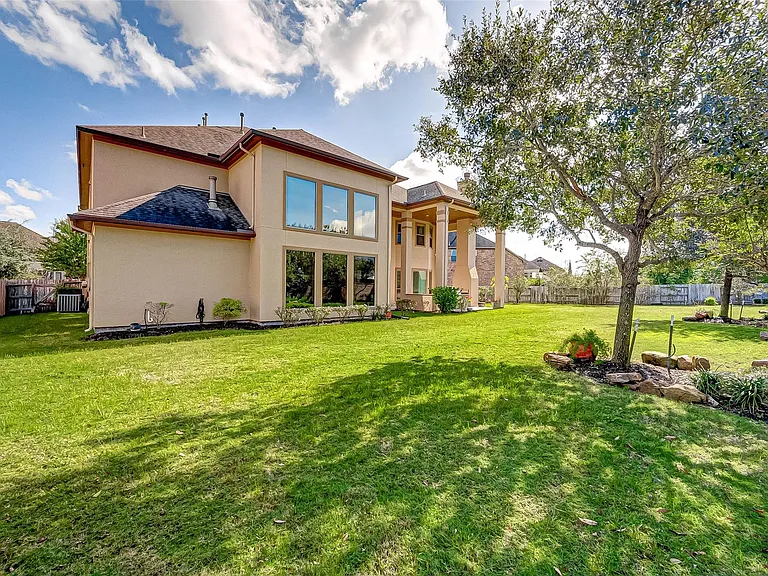 2914 Cotswold Ln — Photo 45