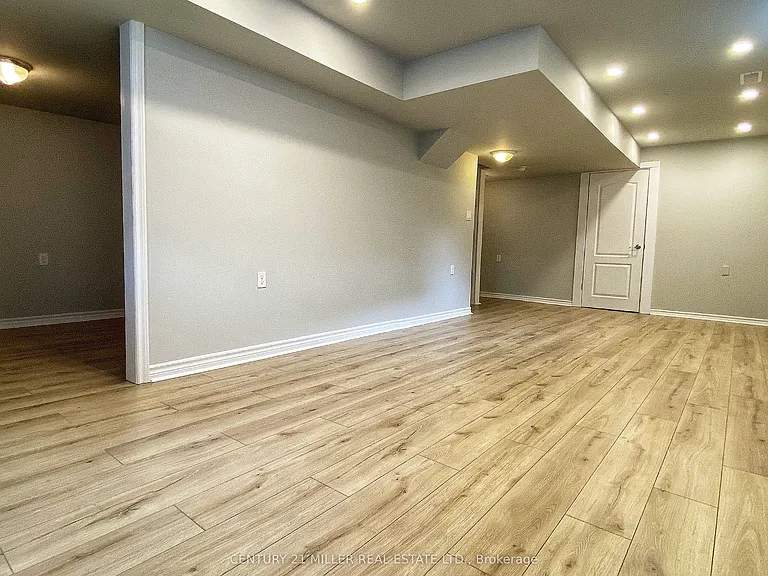 67 Summerberry Way — Photo 23