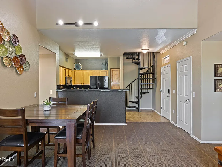 20100 N 78th Pl #2111 — Photo 7