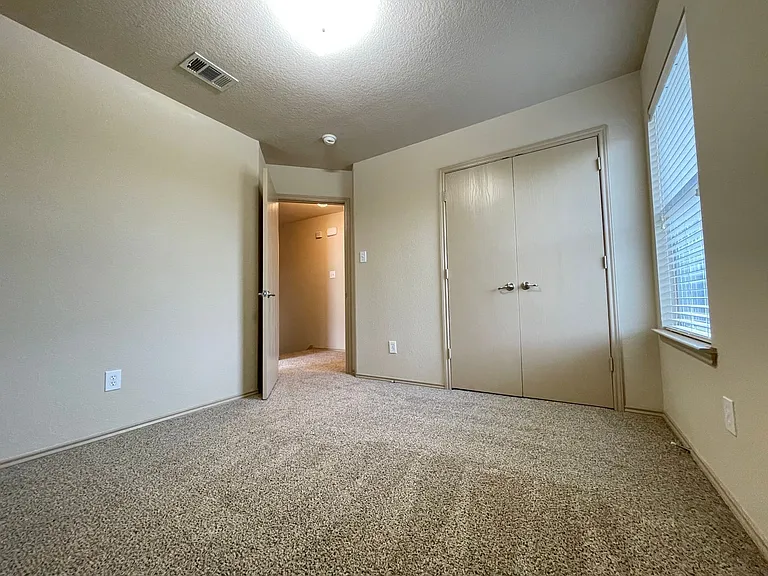 5913 Missy Ln — Photo 14