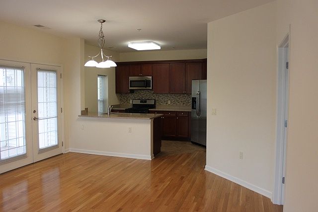 1st image of 10 Sampson St #2B-2Ba-1084Sqft