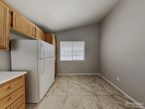 4th image of 5241 French Lavender St