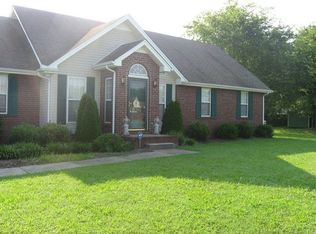 106 Estill Ct, Murfreesboro, TN 37127