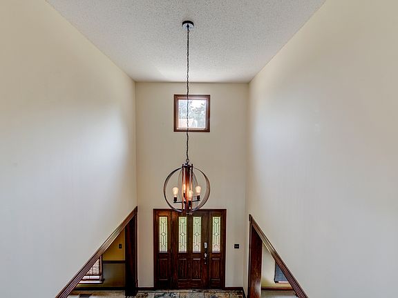 4th image of 15509 Debridge Way