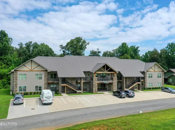 223 Bishops Cap Cir #102, Townsend, TN 37882