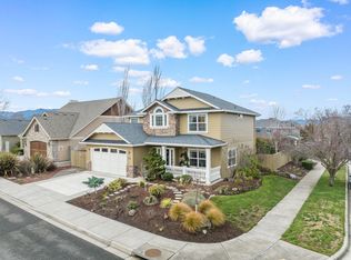 1208 Quail Hollow Dr, Medford, OR 97504