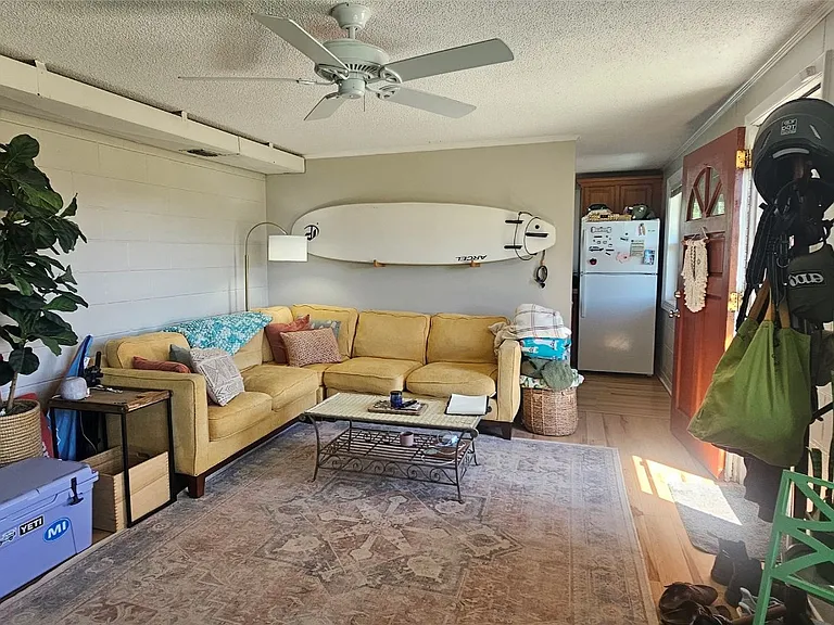 2830 Jefferson Ave — Photo 4