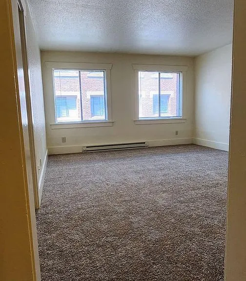 Florence Apartments — Photo 3