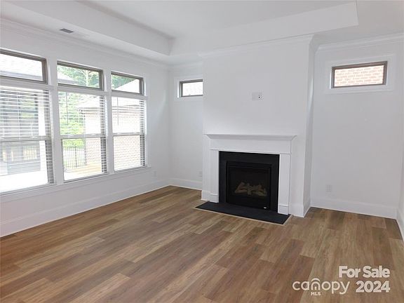 5th image of 319 Lifestyle Ct #16