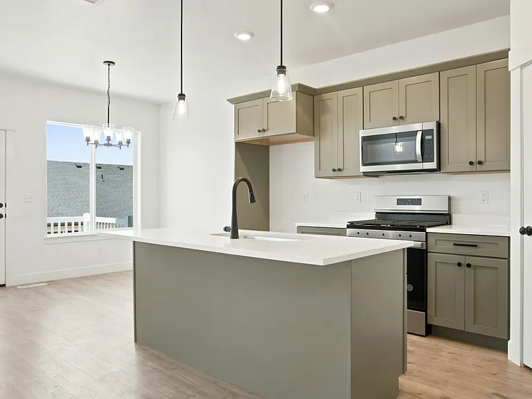 4752 S Heartwood Rd — Photo 2