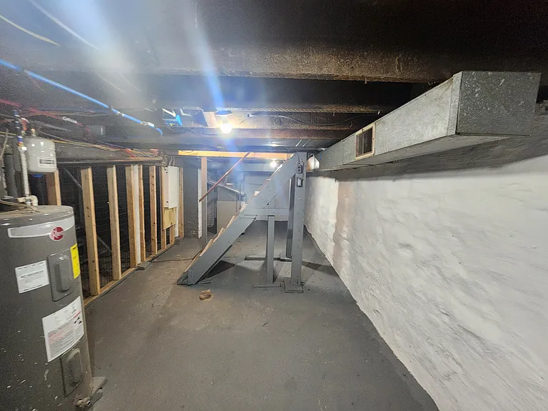 410 Monongahela Ave — Photo 9