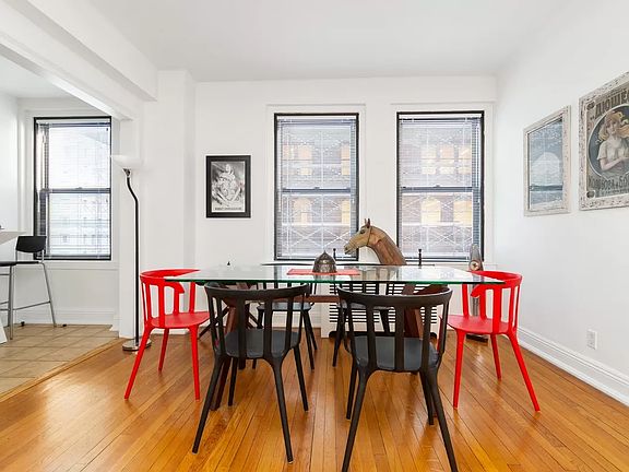 5th image of 162 W 56th St APT 604