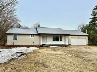 885 East Rd, Burke, NY 12917