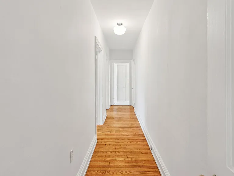 10 Montgomery — Photo 104