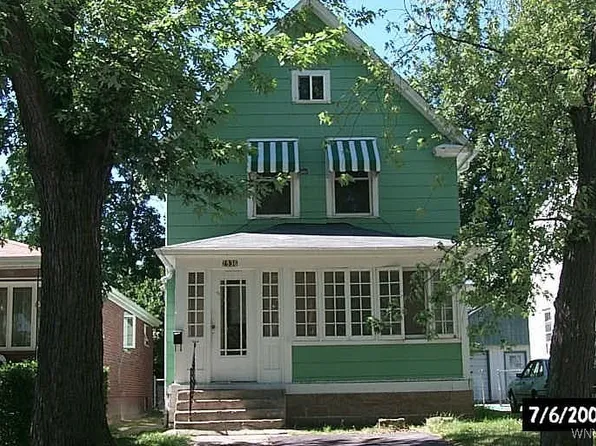 2936 McKoon Ave, Niagara Falls, NY 14305