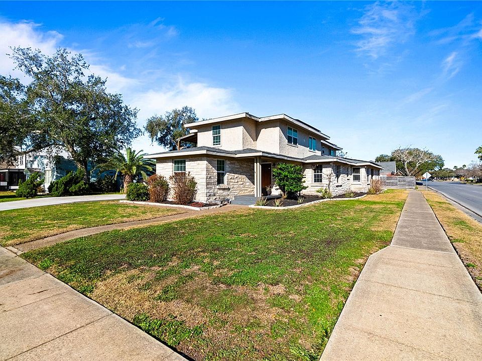 1st image of 302 Cole St