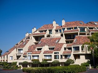 501 Promontory Dr W, Newport Beach, CA 92660