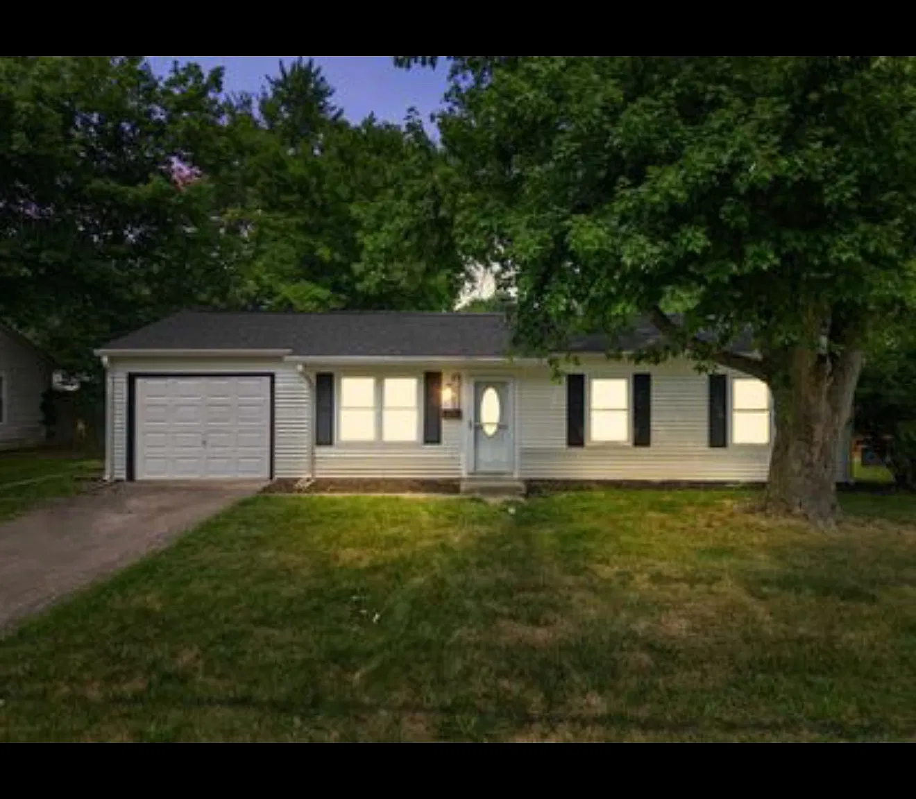 4 bed, 1250 sqft, $2,400 — Photo 2
