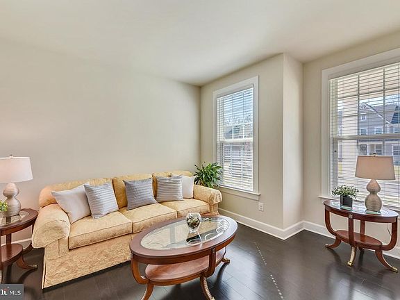 Living Room / Gathering Room