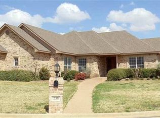 238 Elm Grove Cir, Mc Gregor, TX 76657