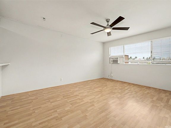 3rd image of 350 Aoloa St APT C214