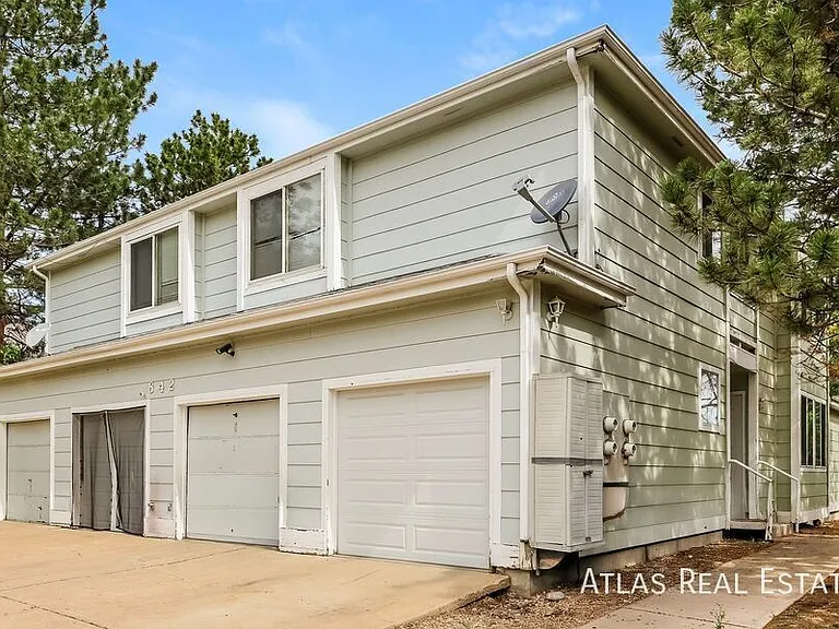 842 S Uravan Ct #C — Photo 9