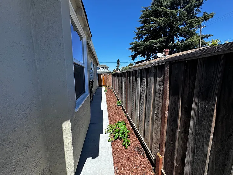Nevada Rd Homes — Photo 102